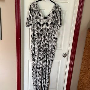 ⭐️BOGO⭐️ Lularoe L Xoe jumpsuit NWT